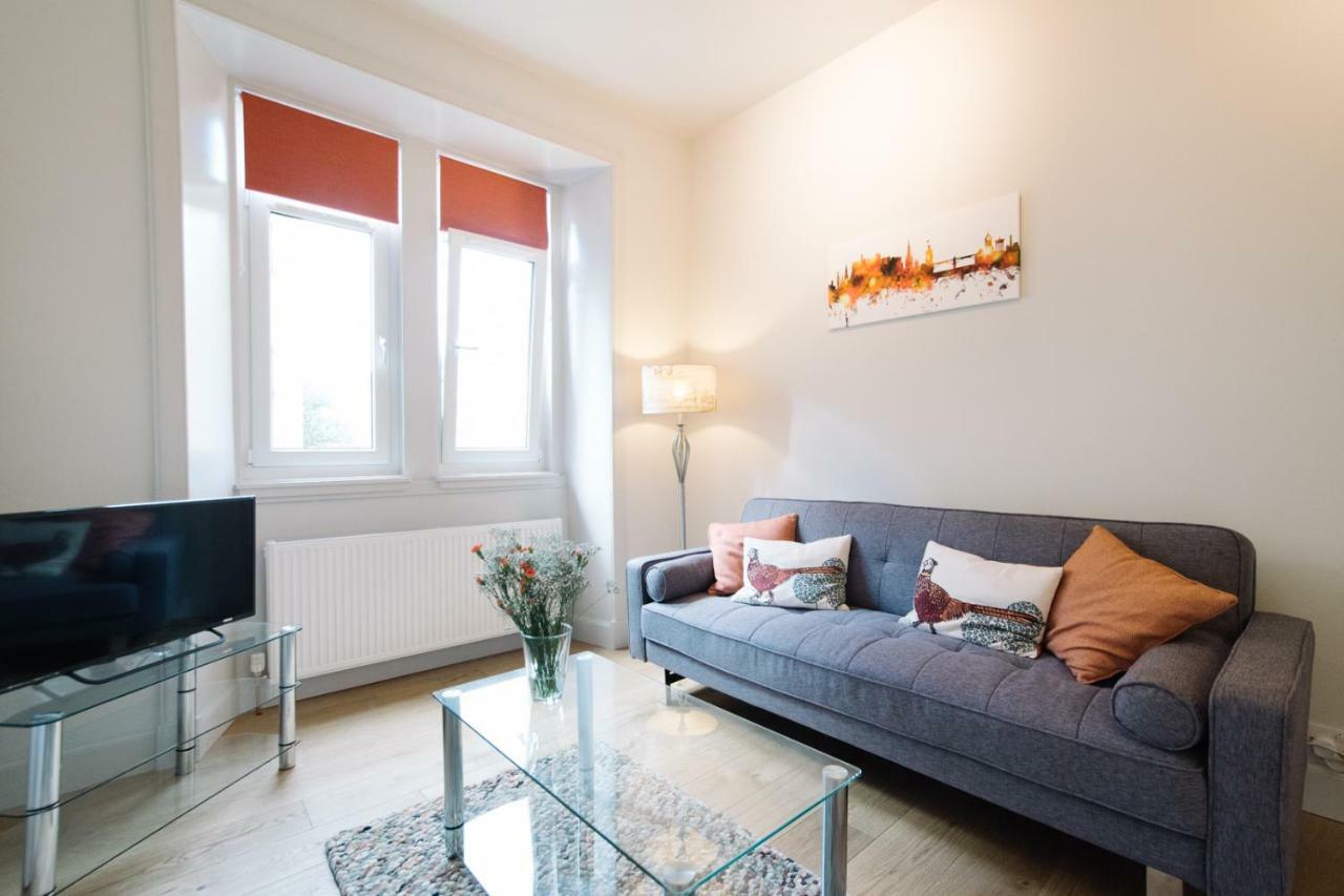 Beautiful City Centre Apartment - Holyrood Park EDI Buitenkant foto